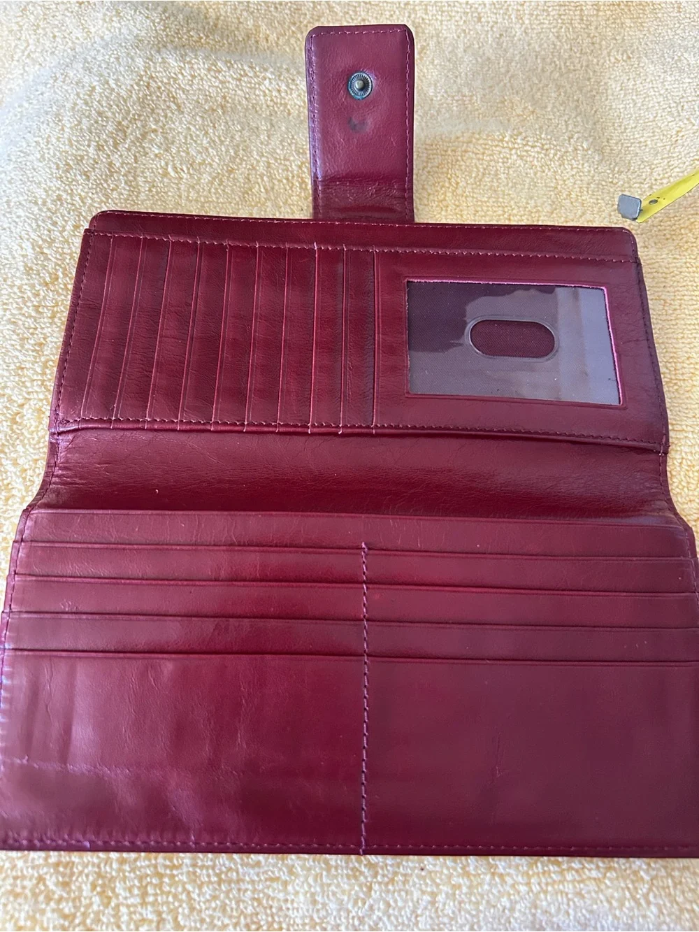 NWT Clarks Deep Wine Leather Tab Wallet
